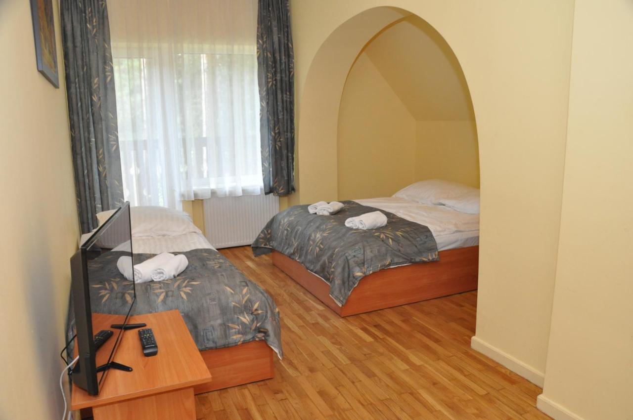 Osrodek Wypoczynkowy Barta Hotel Tylicz ภายนอก รูปภาพ