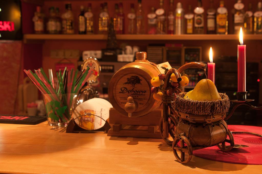 Osrodek Wypoczynkowy Barta Hotel Tylicz ภายนอก รูปภาพ